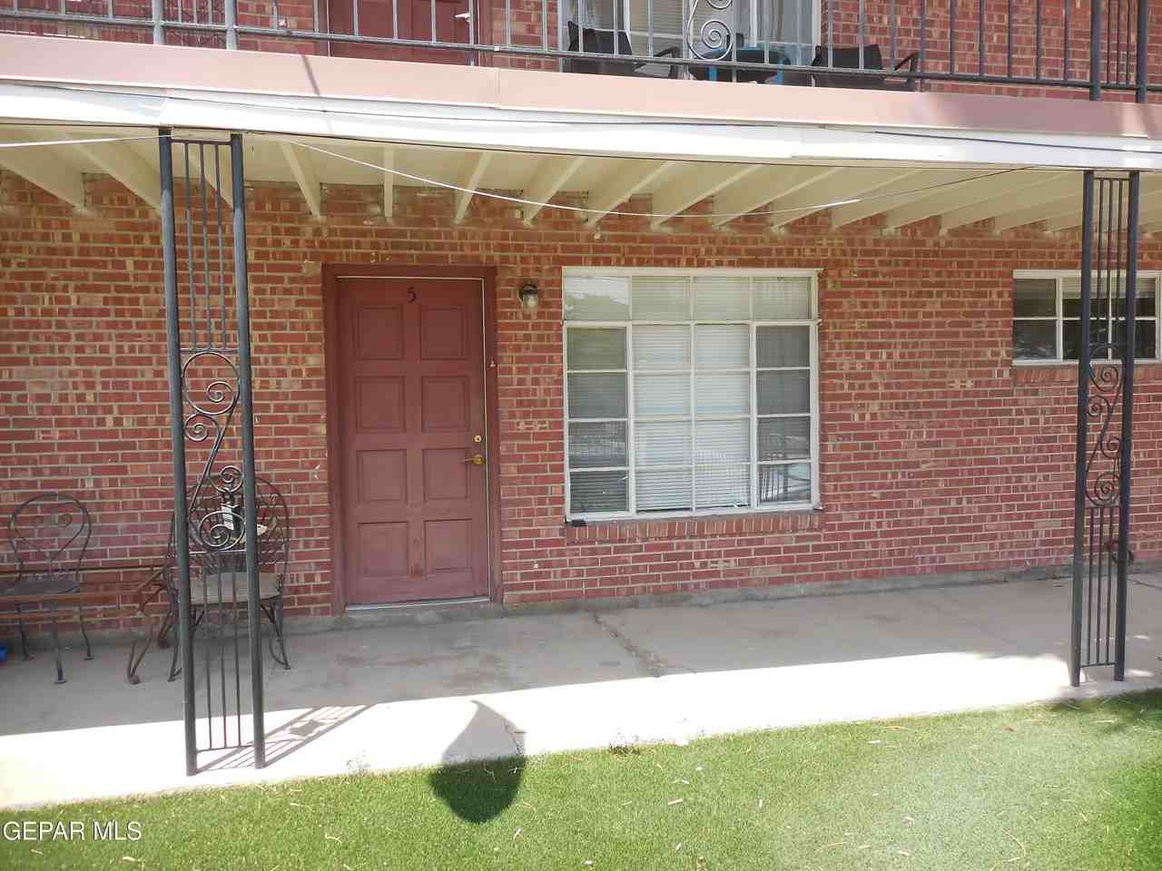 701 W Yandell Dr #5 - Photo 2 of 13