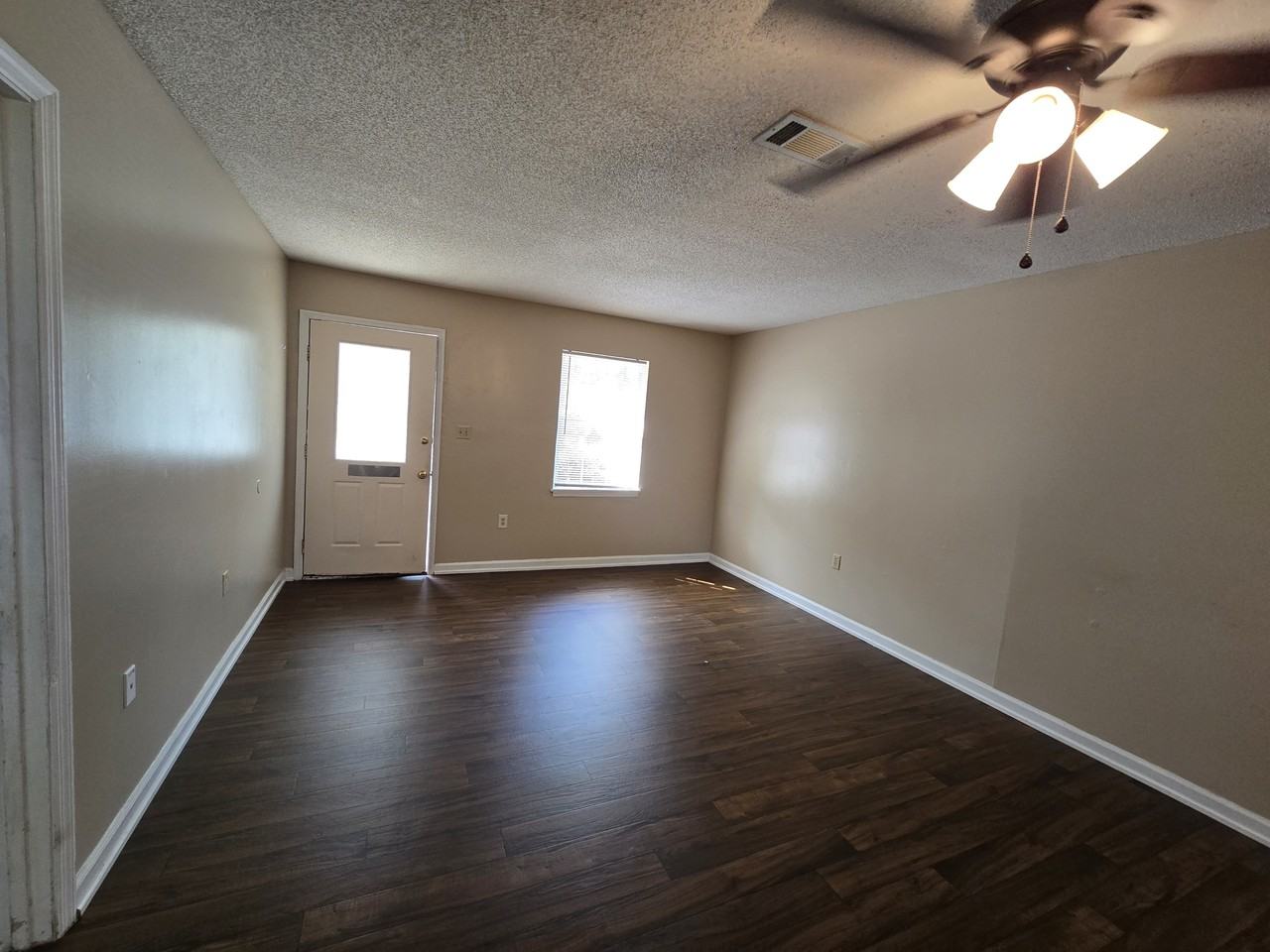 403 E Lawnwood Ave #1 - Photo 7 of 26