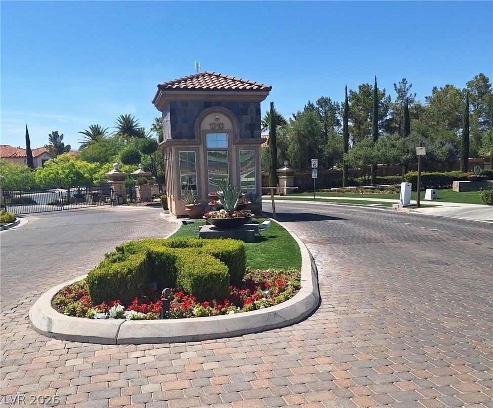 1303 Panini Dr