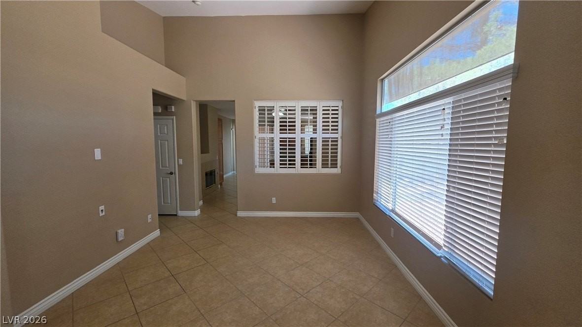 604 Palmwood Ln - Photo 7 of 26