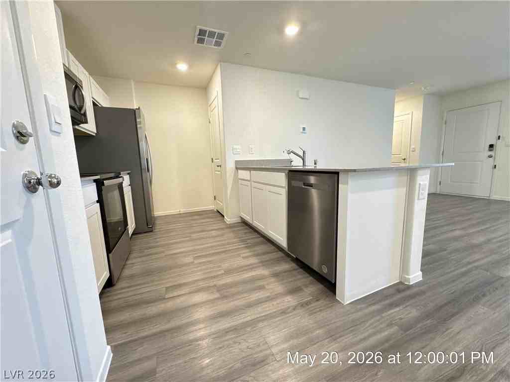 4916 Apple Mesa Ave - Photo 7 of 30