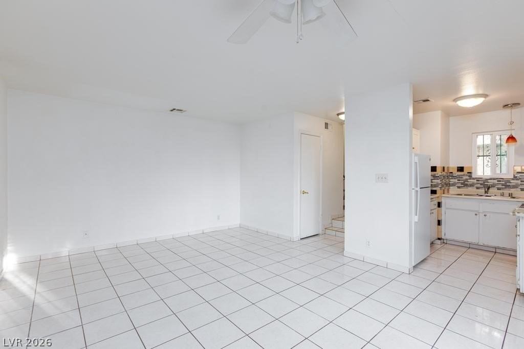 5031 Spencer St #C - Photo 7 of 19