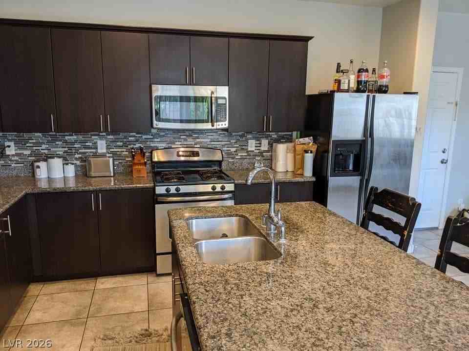 3968 Monaco View Dr - Photo 4 of 10