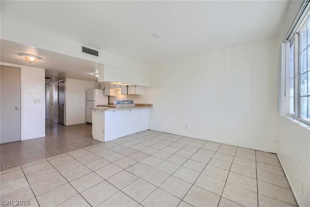 3604 Thomas Ave #4 - Photo 2 of 17
