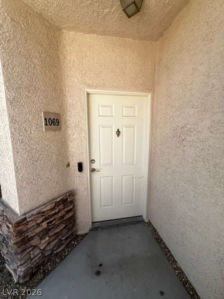 9901 Trailwood Dr #1069