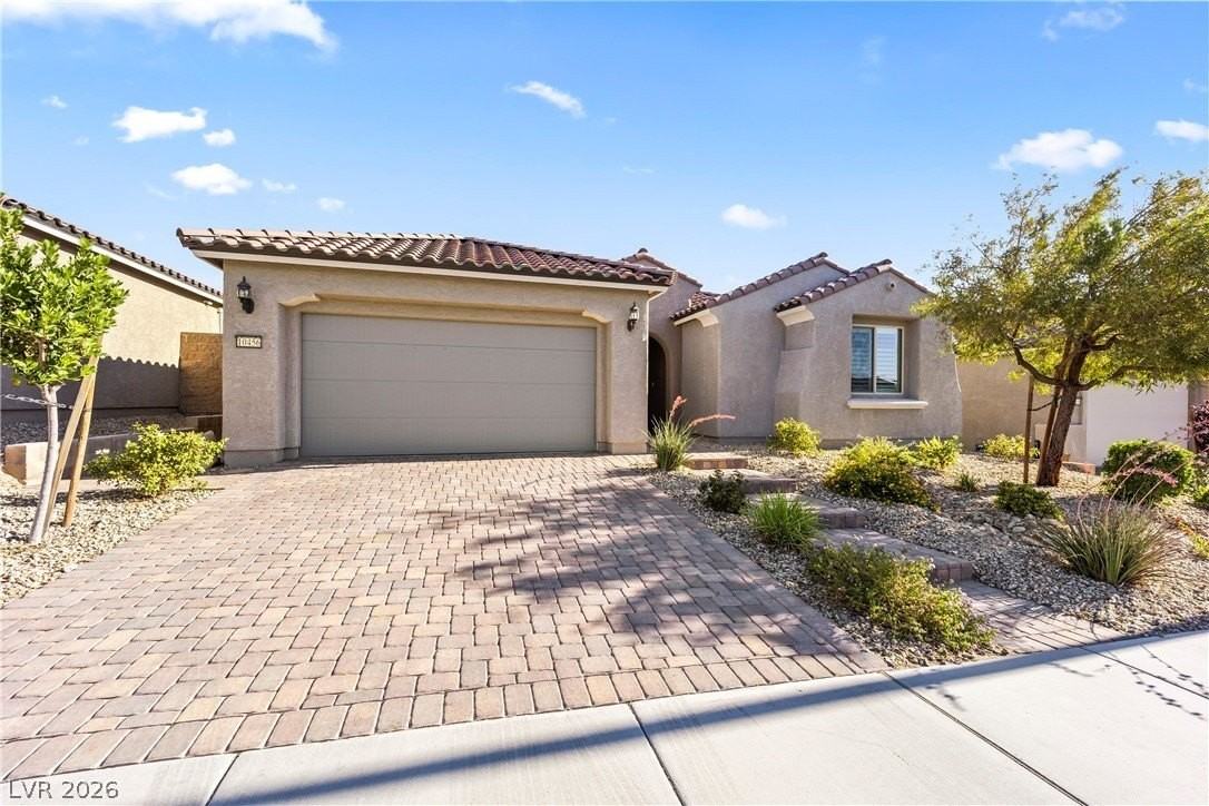 10456 Skye Arroyo Ave - Photo 4 of 46