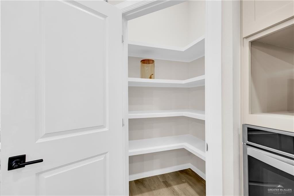 2514 Yarrow St - Photo 7 of 22