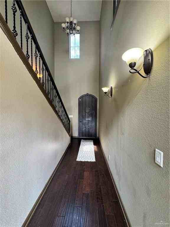 812 S 6th St #4 - Photo 3 of 18