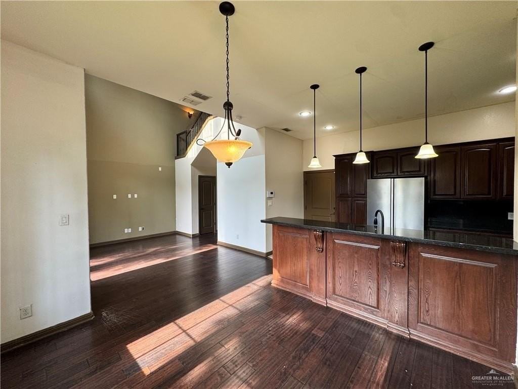 812 S 6th St #4 - Photo 5 of 18