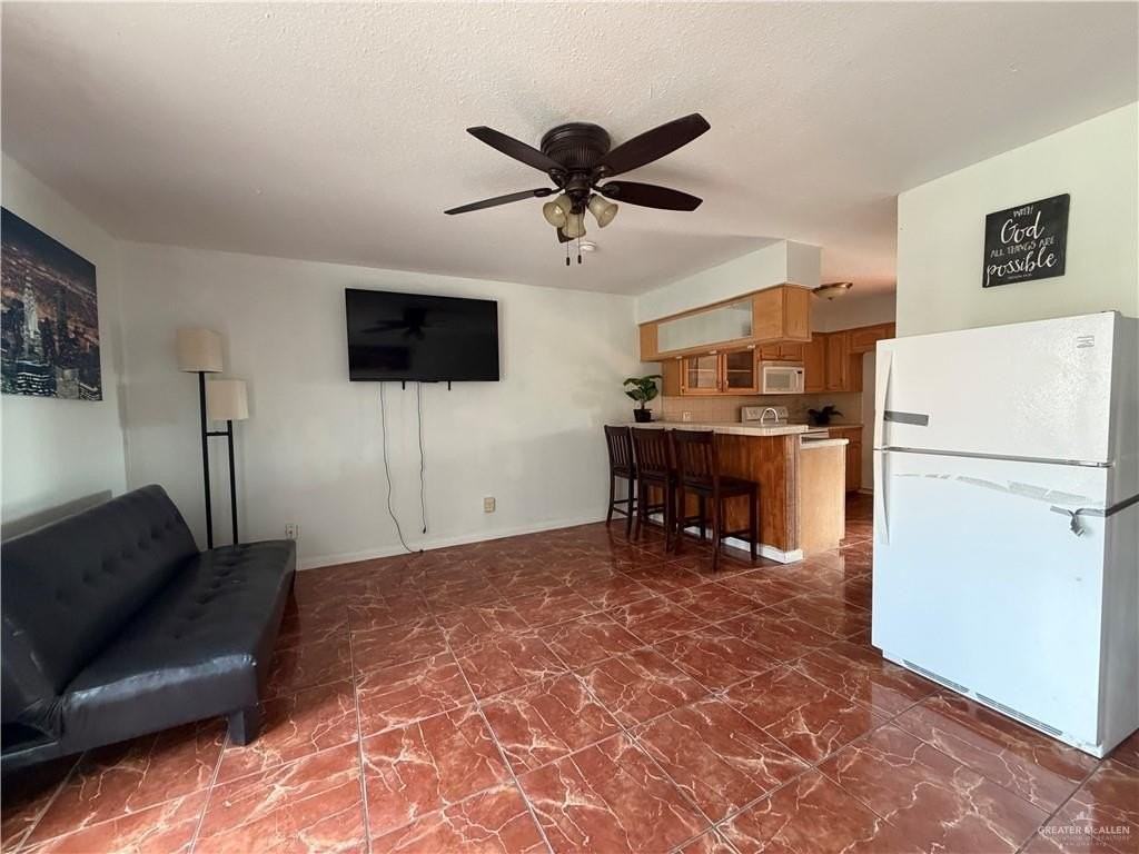 1418 Beech Ave #16 - Photo 2 of 26