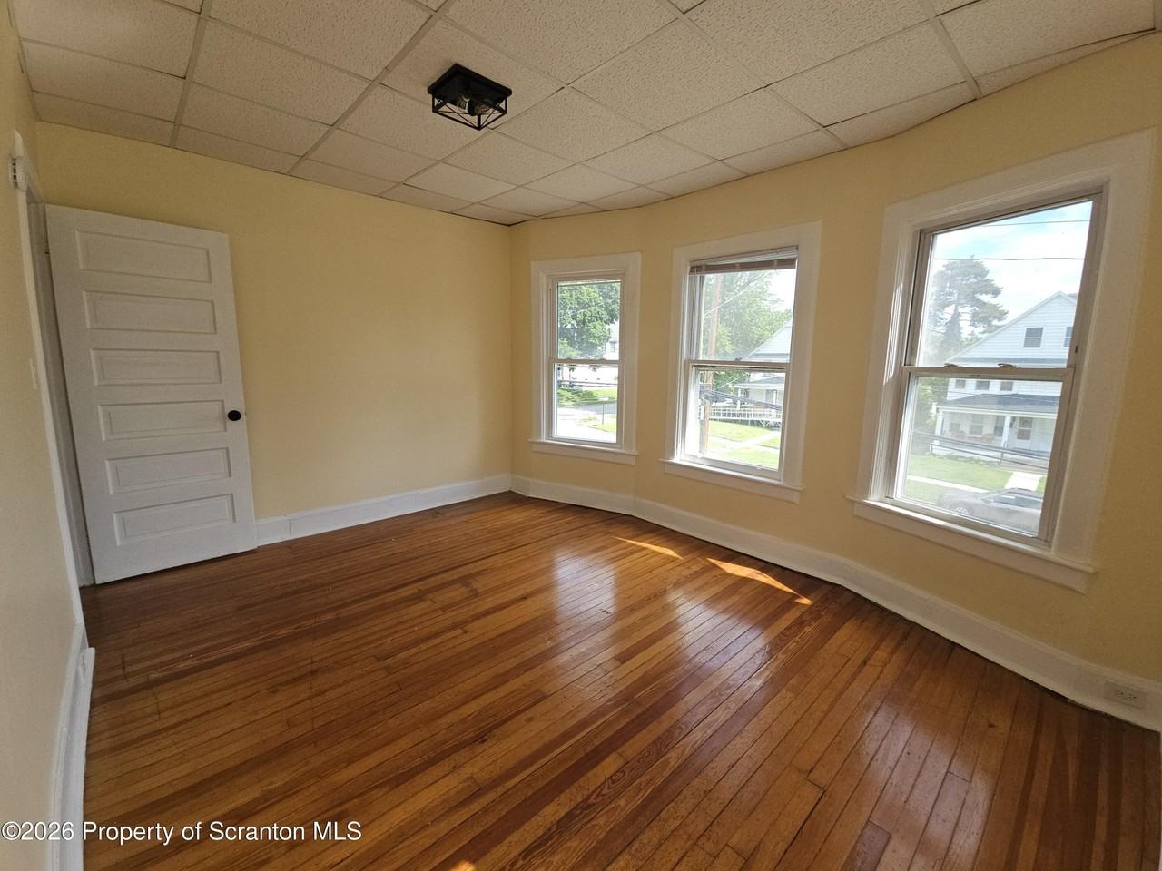 1327 Oram St #2 - Photo 4 of 17