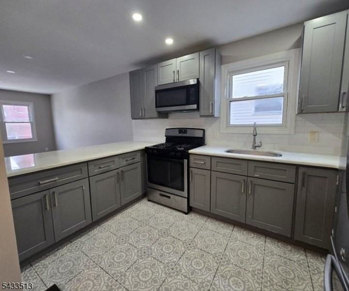 7 Hudson St - Photo 2 of 9
