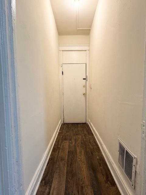 195 Winfield Ave #1 - Photo 3 of 10
