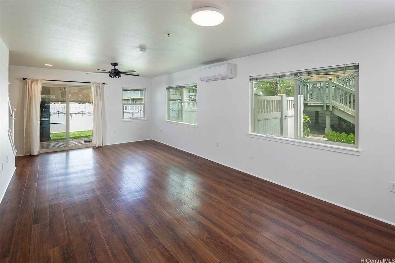 801 Kakala St #1506