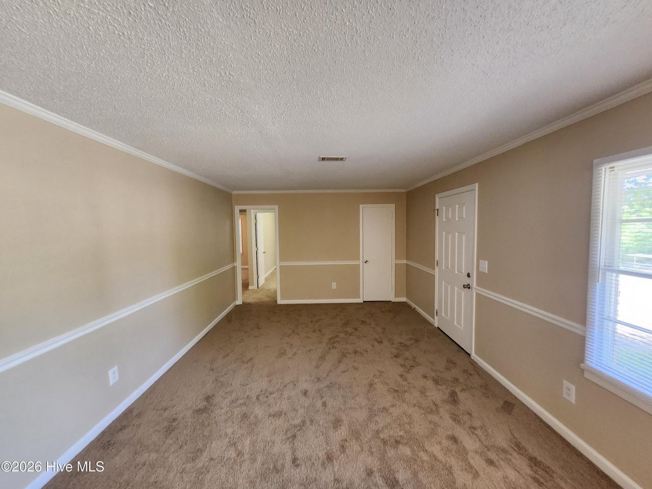 2427 Young Dr - Photo 2 of 17