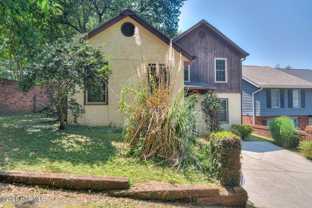 705 Beacon Hill Ln - Photo 1 of 1