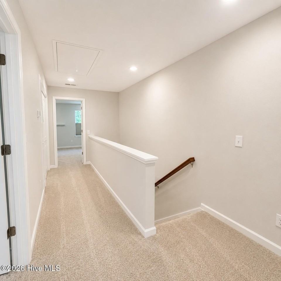 9060 Laurel Bay Ln - Photo 7 of 17