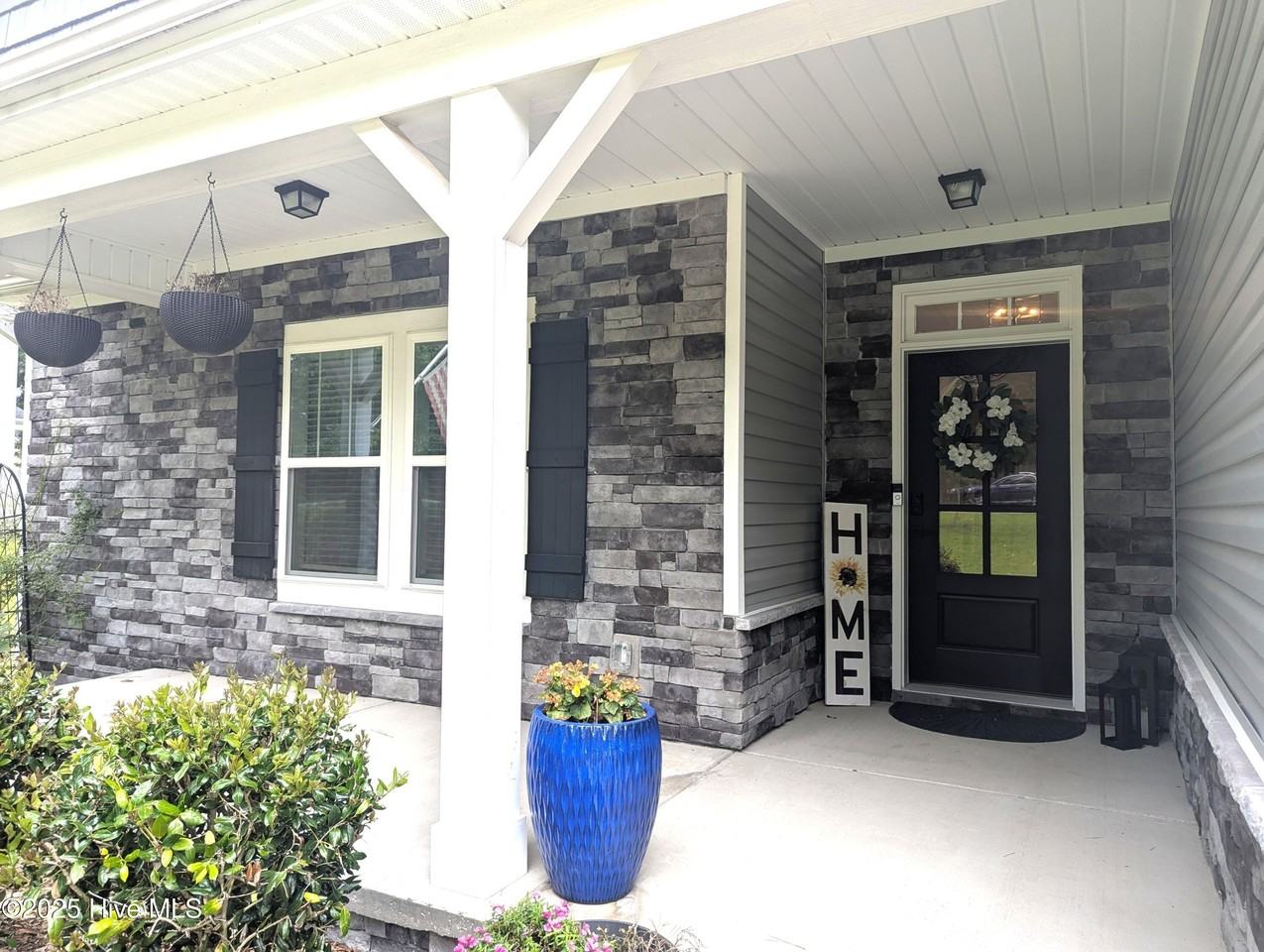 409 Mountain Run Rd - Photo 2 of 38