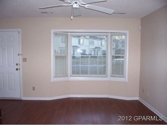 1113 Grovemont Dr #G7 - Photo 5 of 20