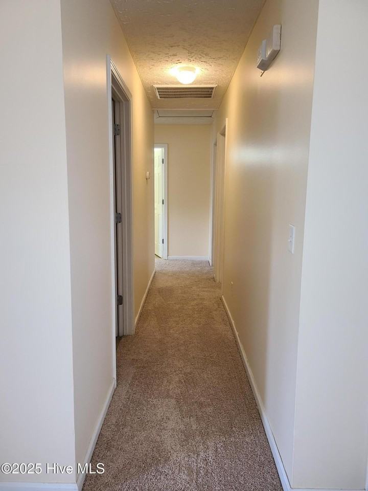9499 Huckabee Dr Ne - Photo 5 of 10