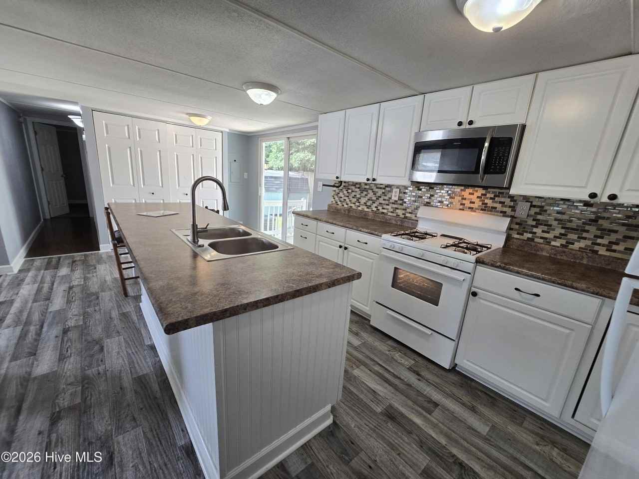 2510 Main Street Ext #B - Photo 4 of 11