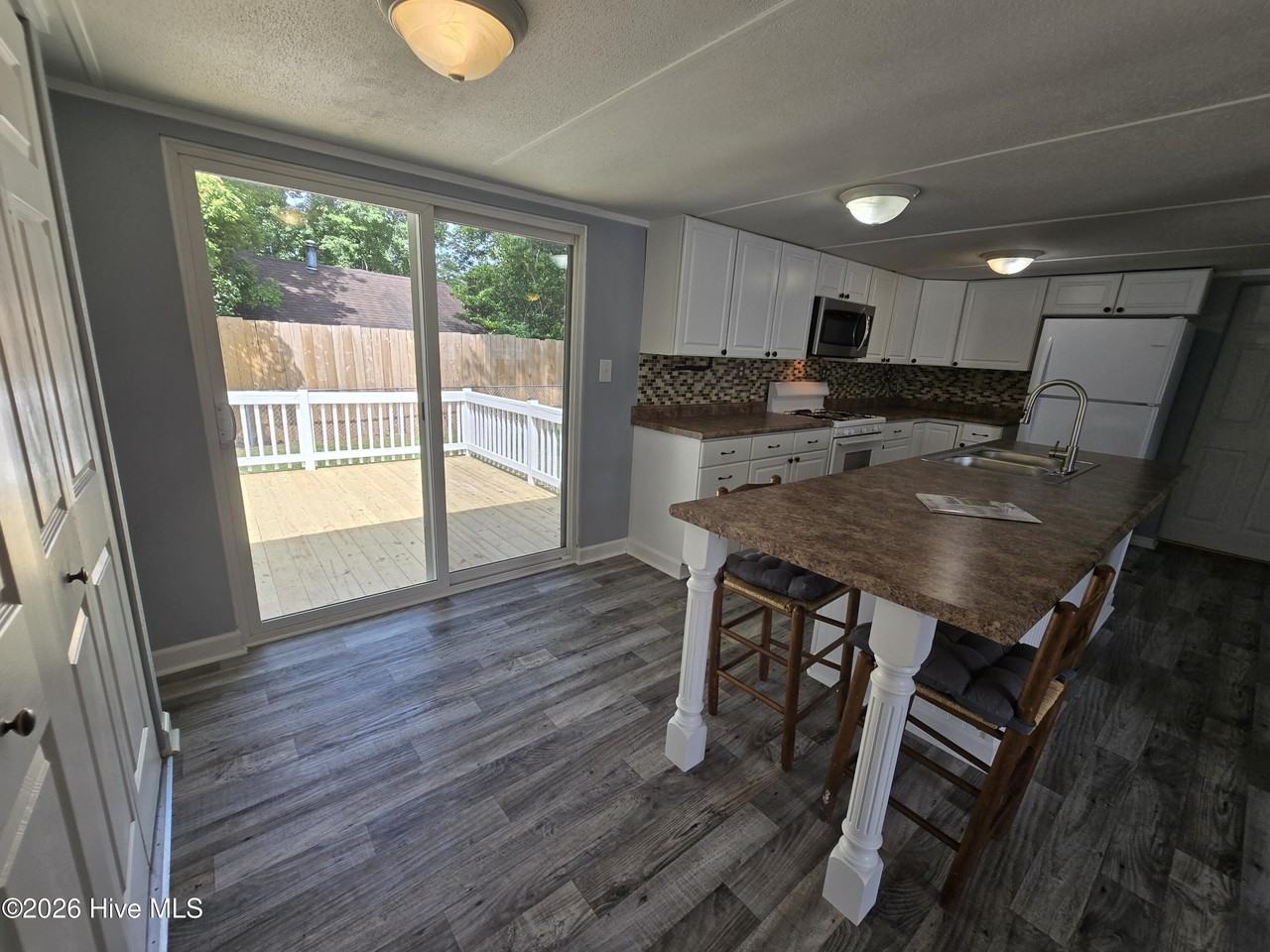 2510 Main Street Ext #B - Photo 5 of 11