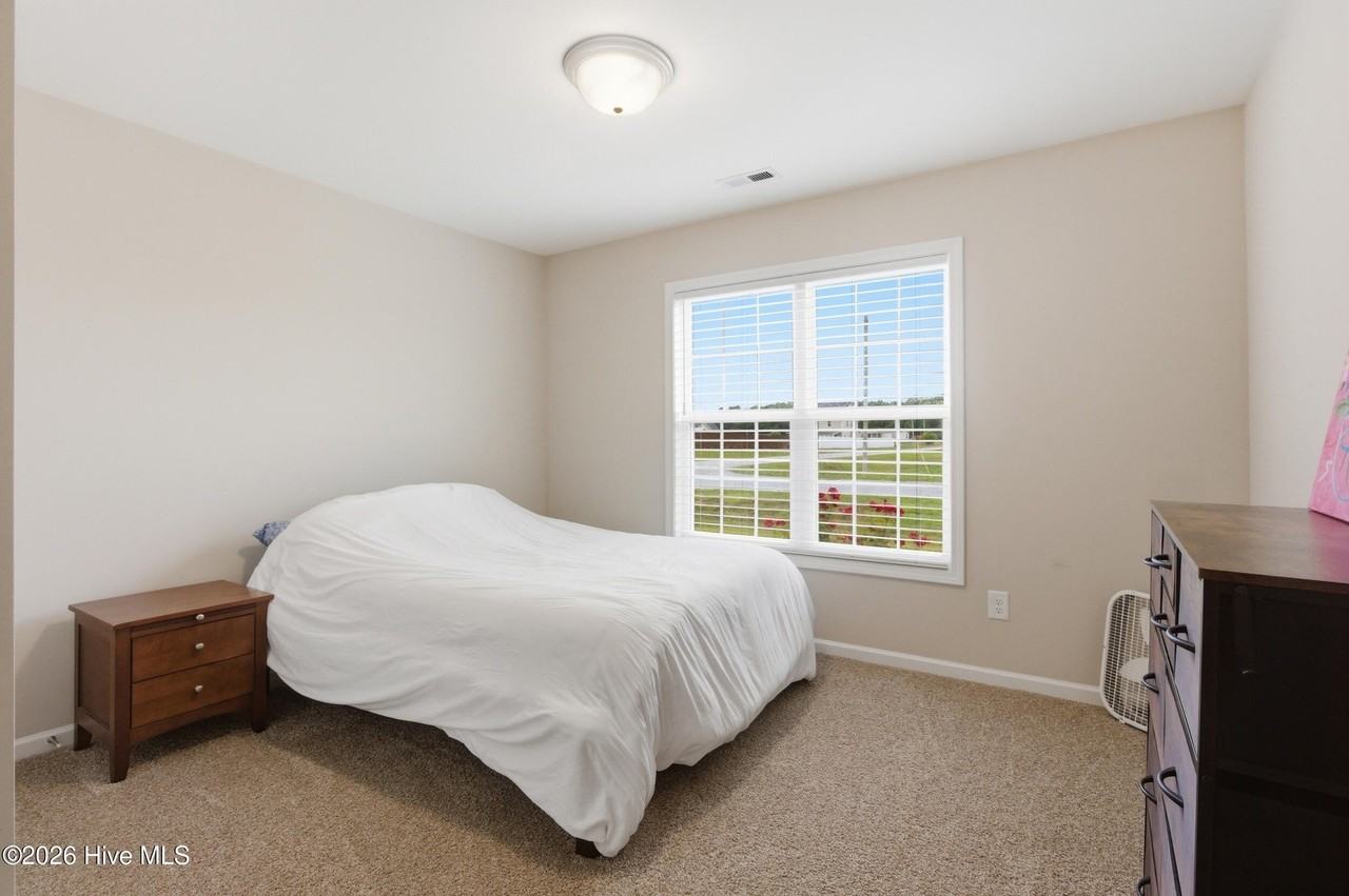200 Grist Mill Dr - Photo 3 of 27