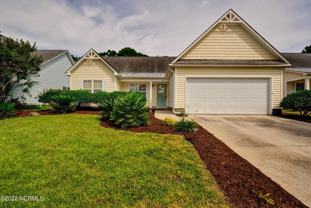 611 Catamaran Dr - Photo 1 of 1