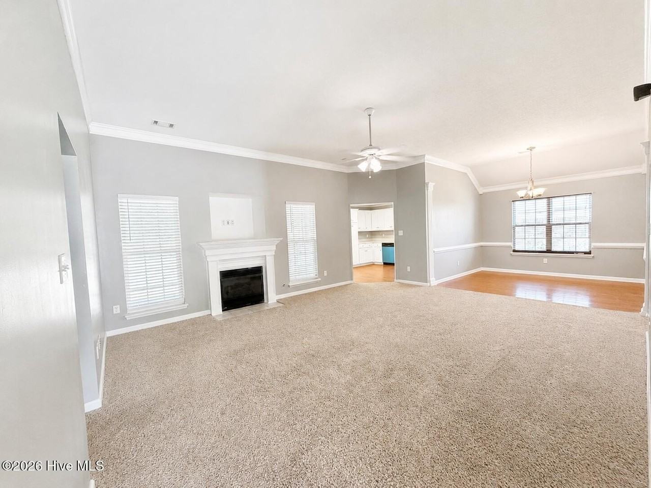 1864 Long Creek Fls - Photo 7 of 28