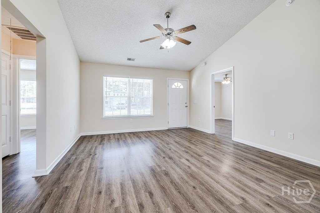 106 Pine Thicket Way - Photo 7 of 29