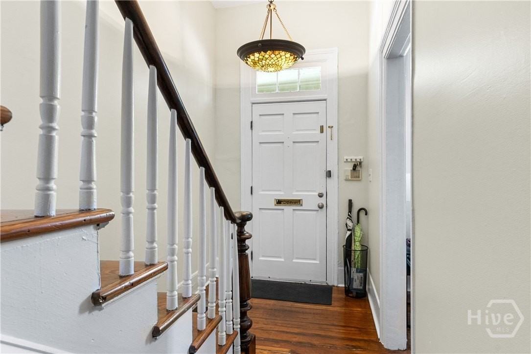 324 Price St - Photo 6 of 21
