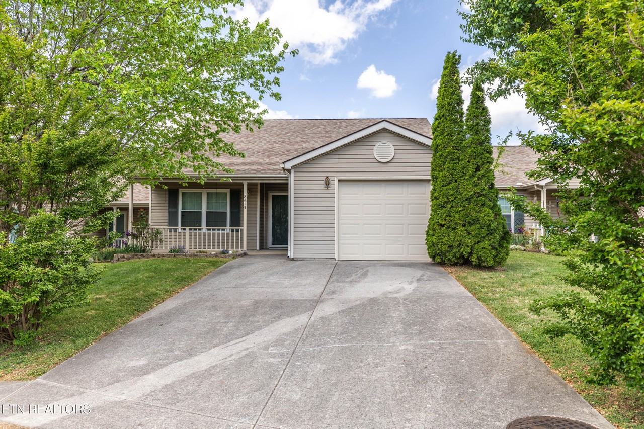 8613 Little Field Way #1 - Photo 4 of 31