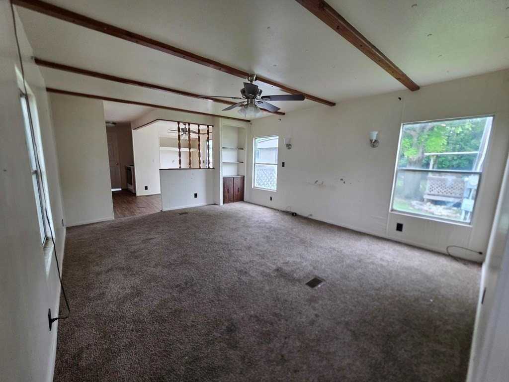 106B Clark St - Photo 3 of 12
