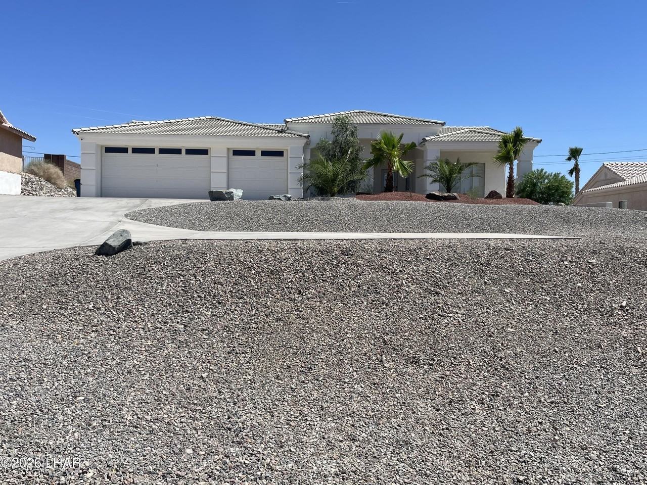 3764 Northstar Dr - Photo 3 of 23