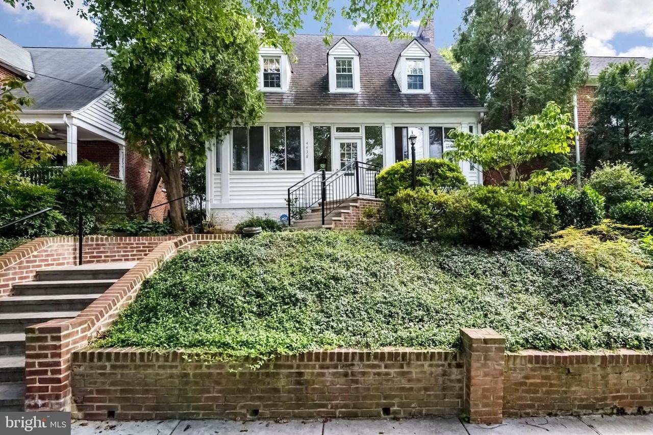 4438 Garrison St Nw - Photo 2 of 39
