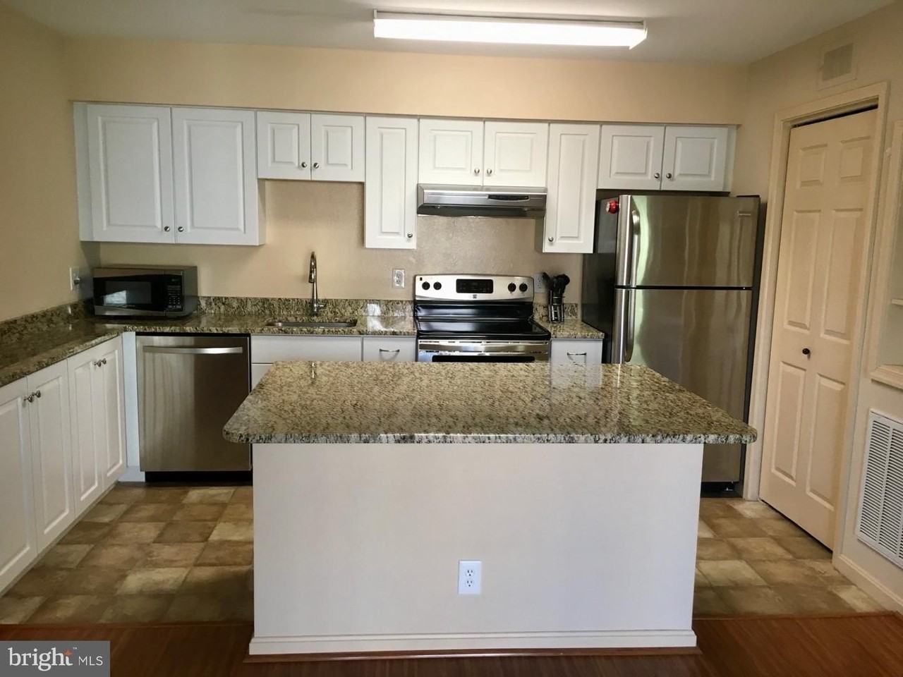 3306 Wyndham Cir - Photo 5 of 21