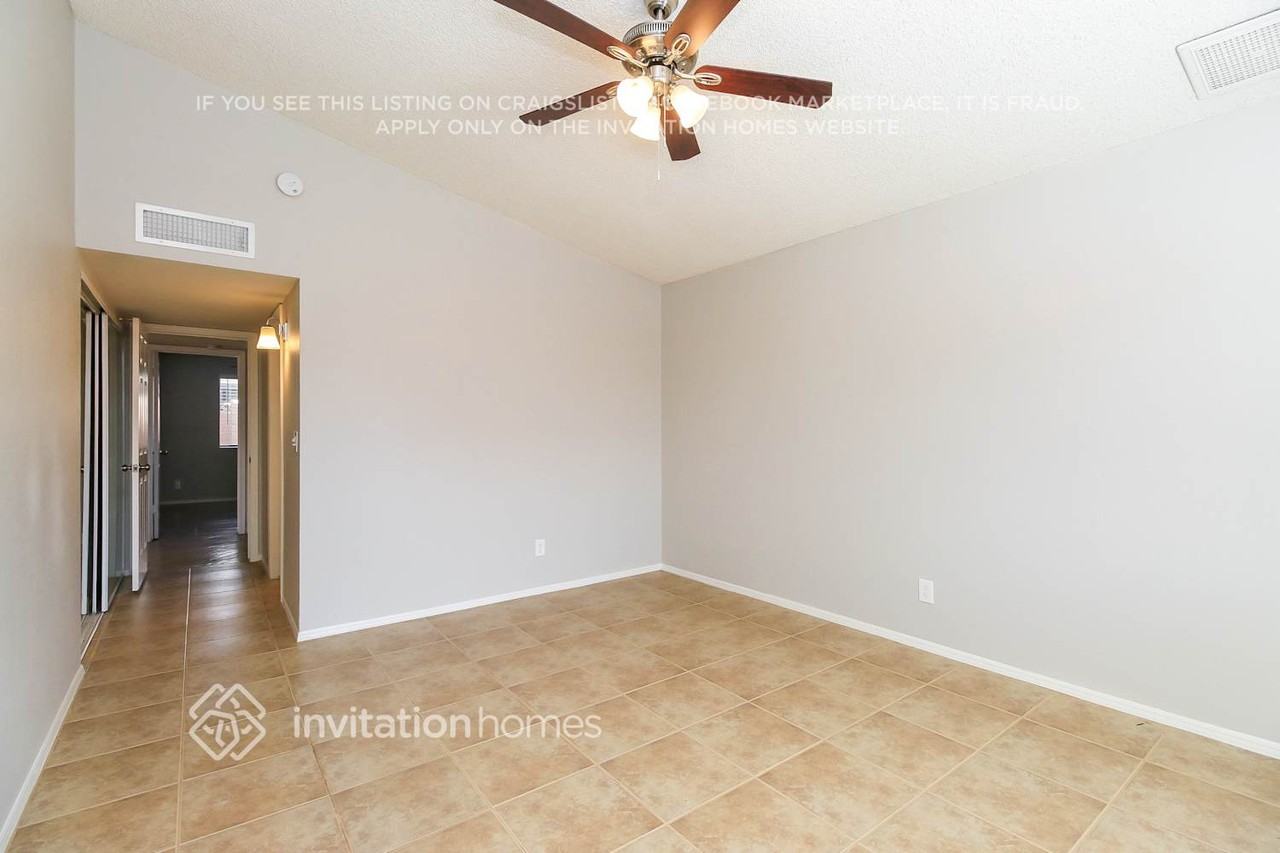 1701 N Pleasant Dr - Photo 7 of 13