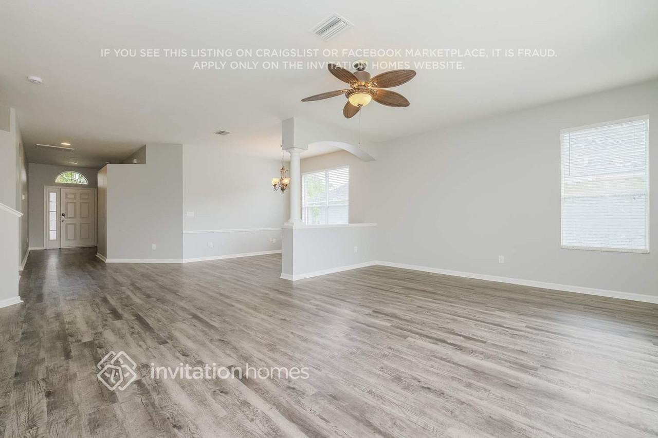 16738 Fairbolt Way - Photo 4 of 18