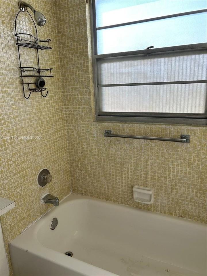 329 Farnham P #329 - Photo 2 of 10
