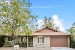 featured image of 701 N Comanche Dr