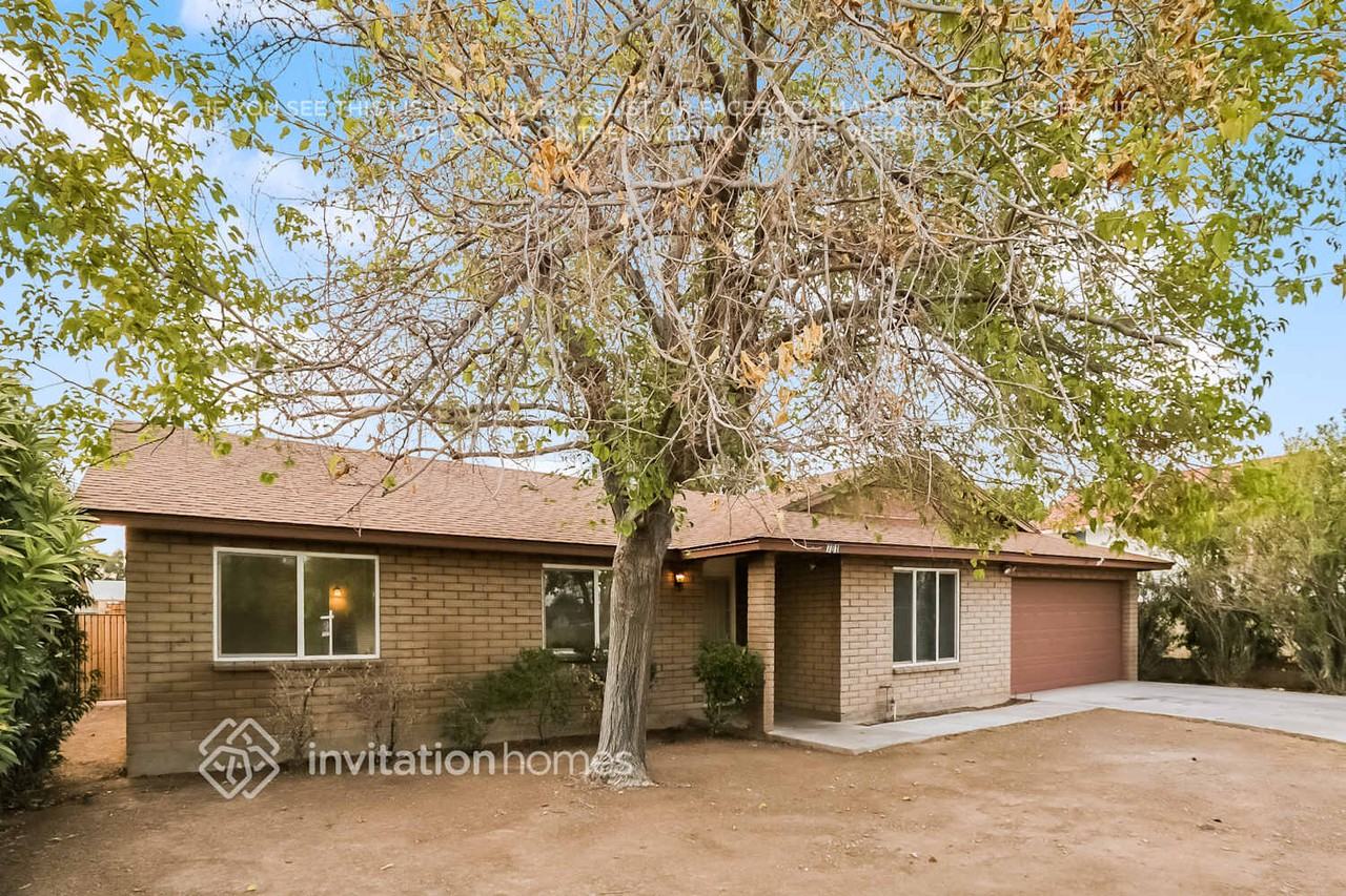 701 N Comanche Dr - Photo 2 of 16