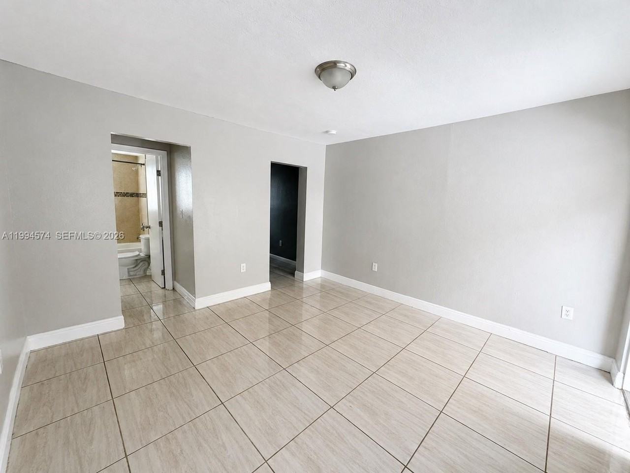 1920 Washington Ave #3 - Photo 2 of 12
