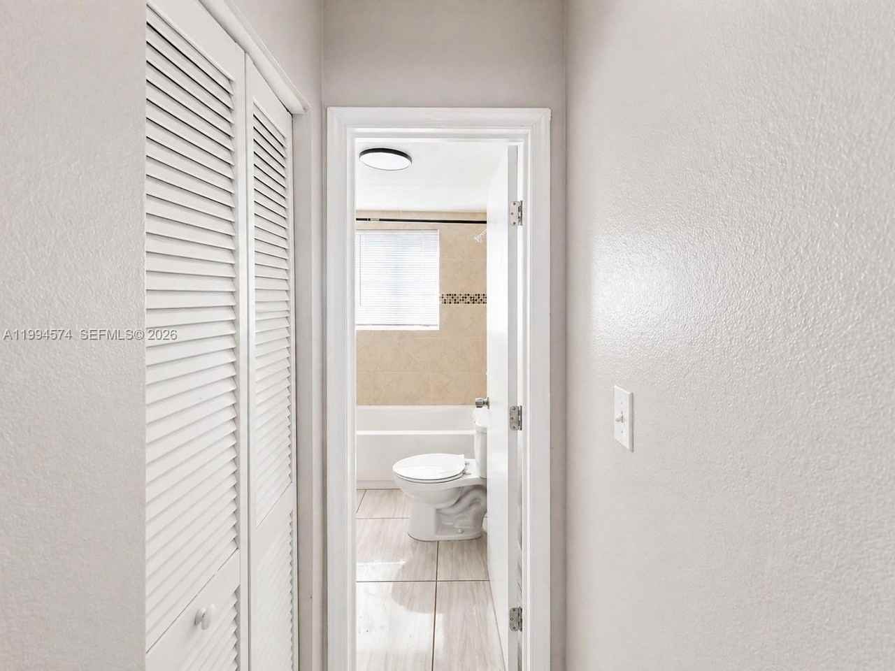 1920 Washington Ave #3 - Photo 7 of 12