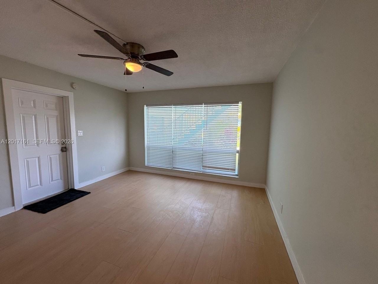 3212 Ne 7th Pl #10 - Photo 2 of 14