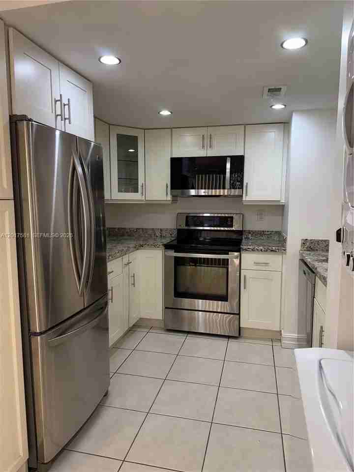 6820 Sw 45th Ln #139 - Photo 4 of 15