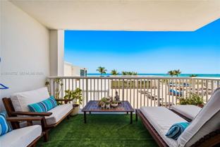 5401 Collins Ave #102 - Photo 1 of 1