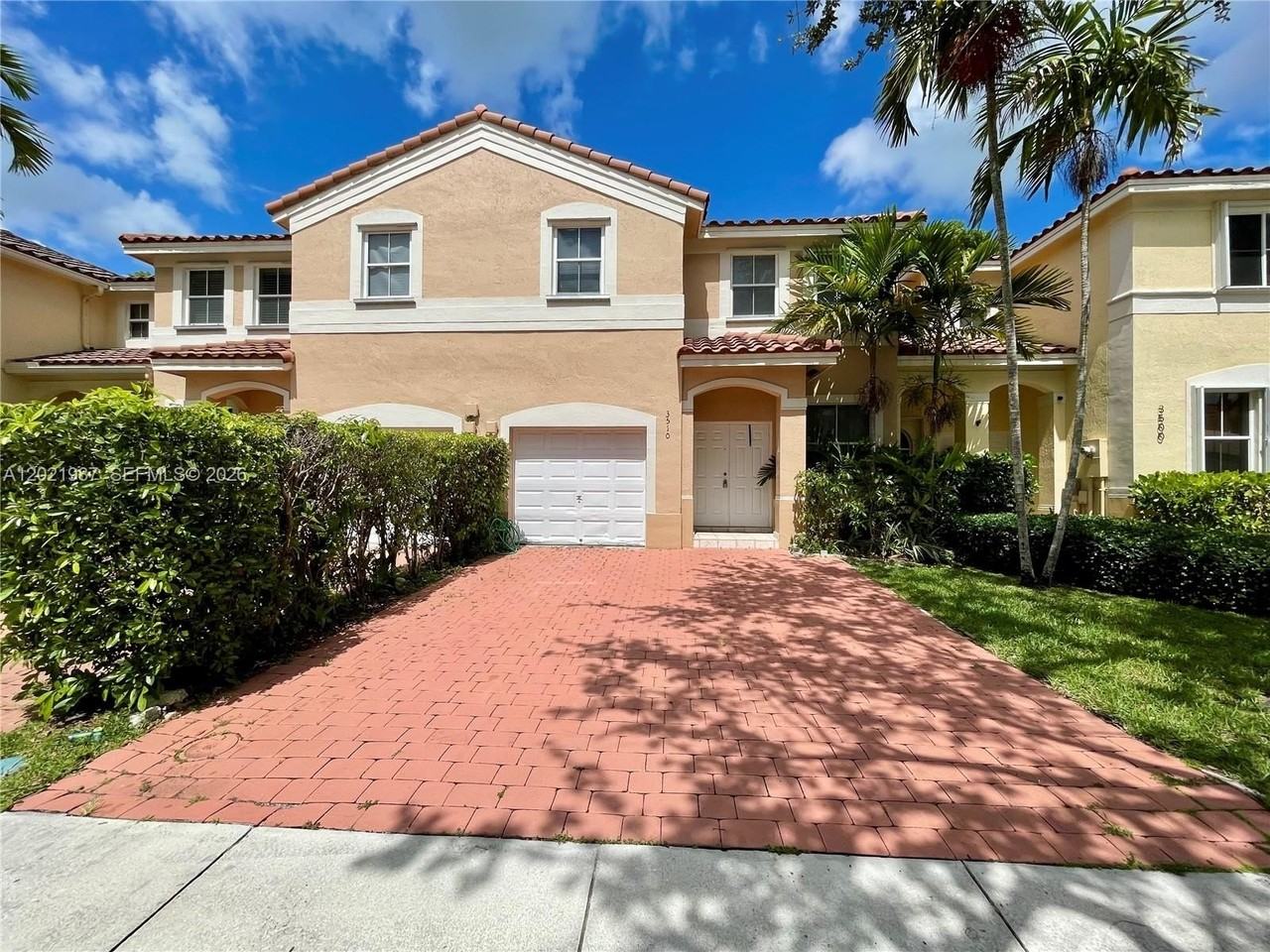 3510 Sw 170th Ave - Photo 2 of 37