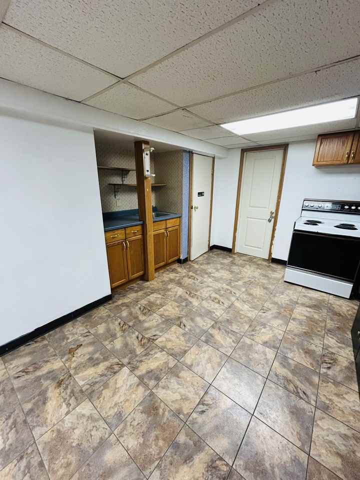 13041 Cambridge Springs Rd #9 - Photo 3 of 7