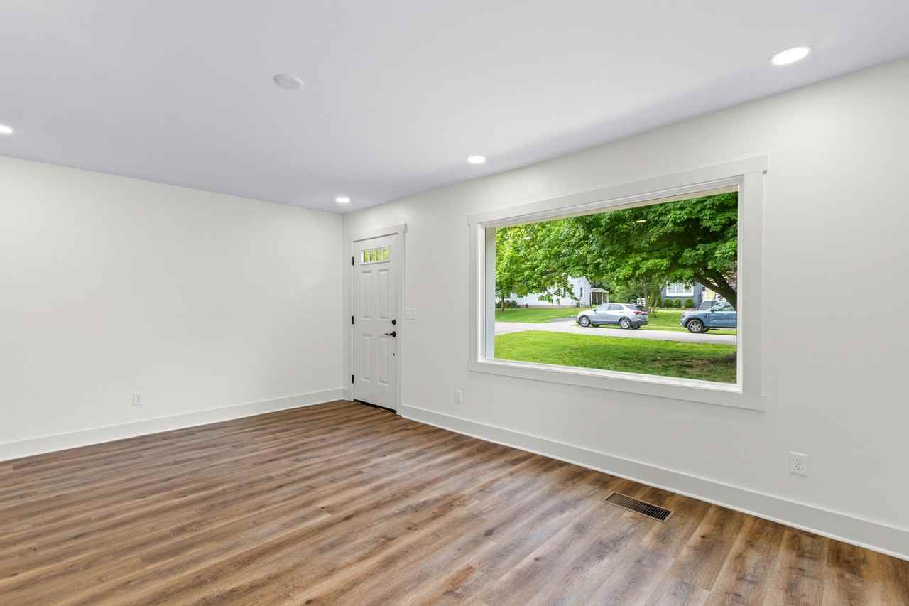 3908 Plymouth Rd #1 - Photo 4 of 40