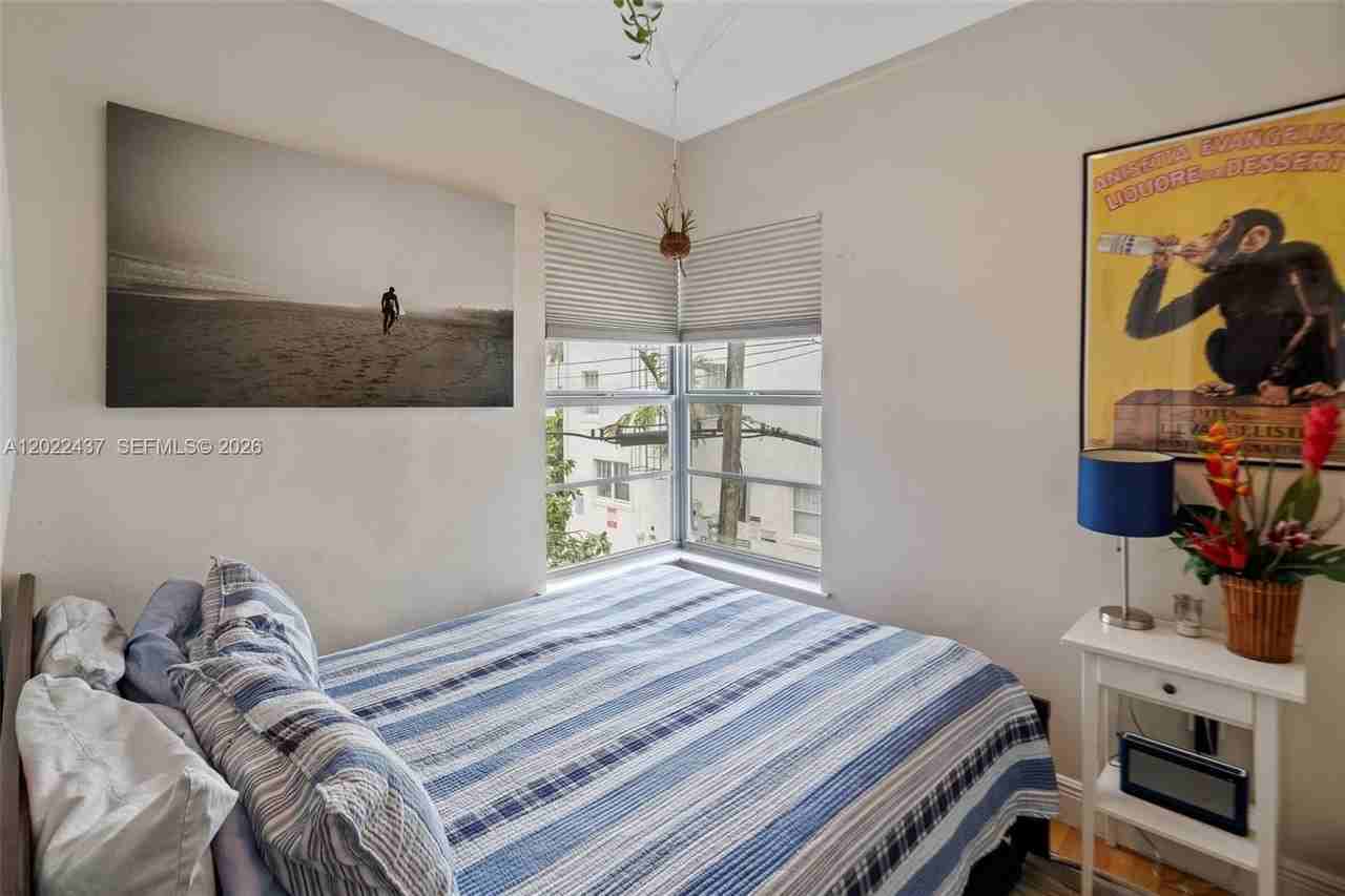 936 Pennsylvania Ave #205 - Photo 7 of 10